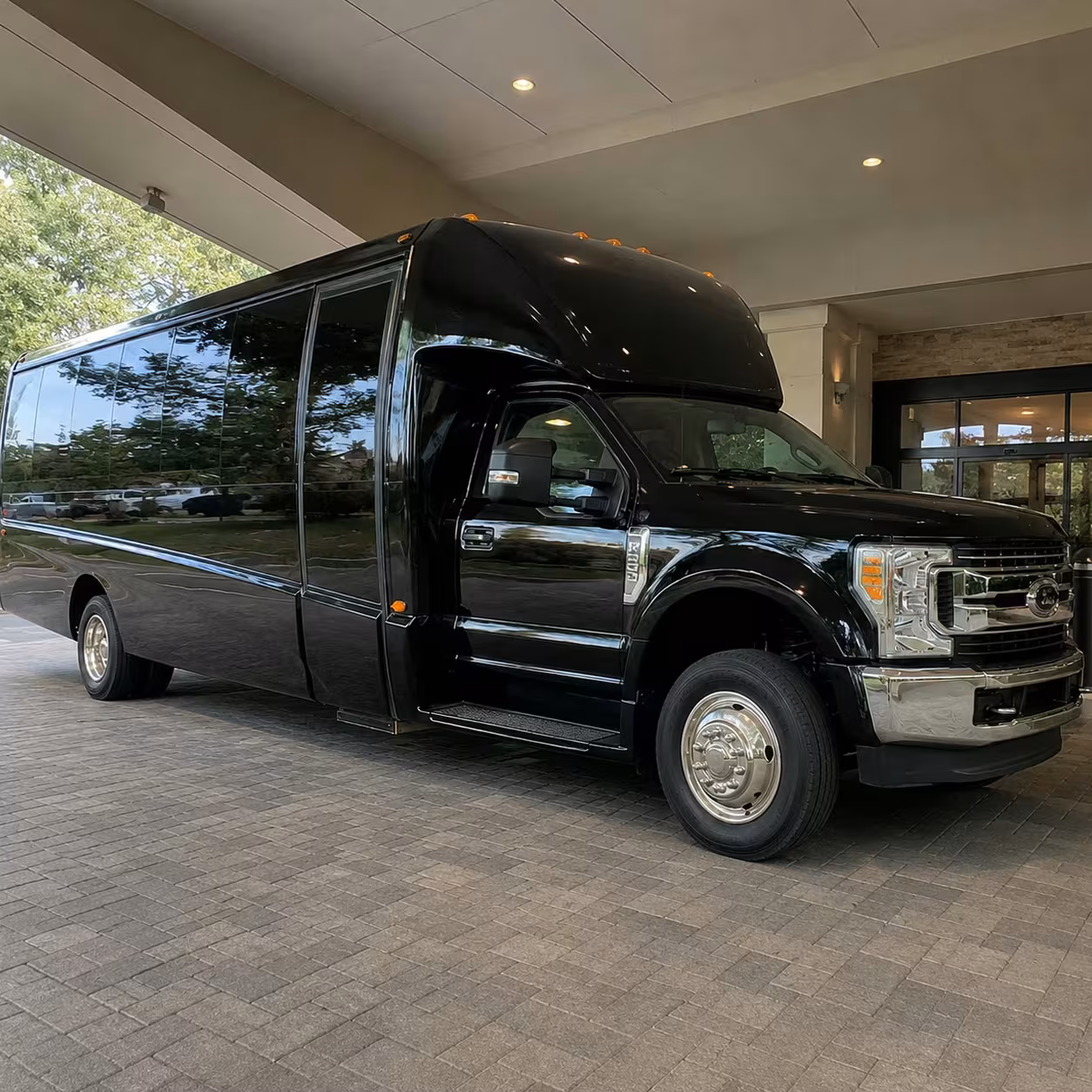 rancho cordova 18 passenger minibus rental